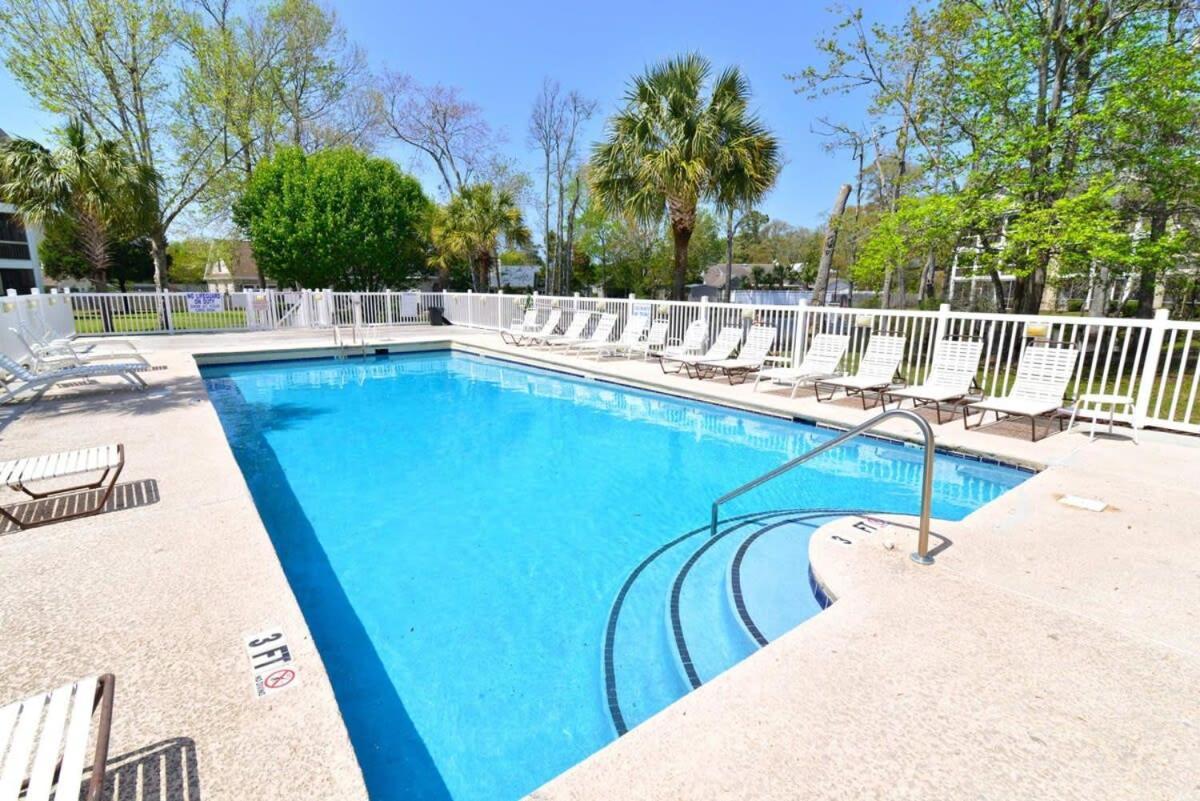 Cherry Grove Villa Close To Beach W Pool マートルビーチ エクステリア 写真